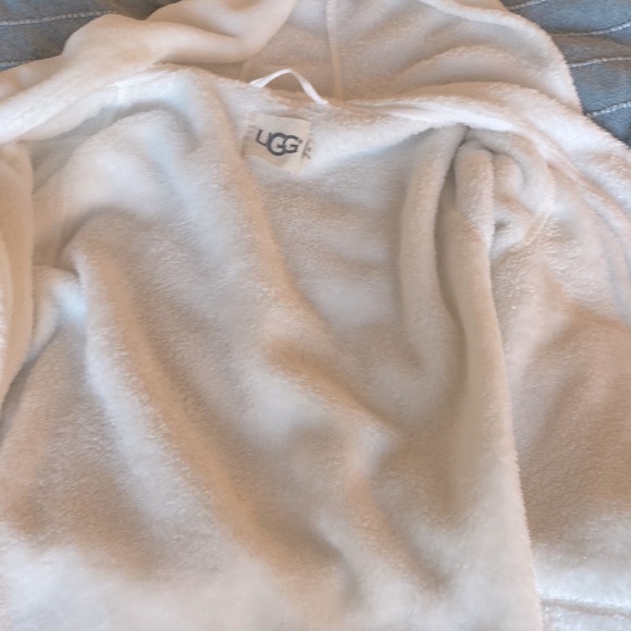 UGG Miranda Robe - Picture 3 of 3